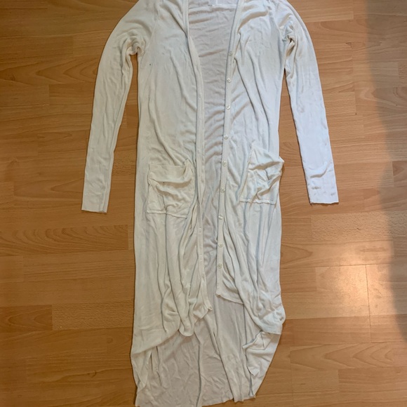 America Eagle Cardigan ADD TO BUNDLE FOR $8 - Picture 4 of 5